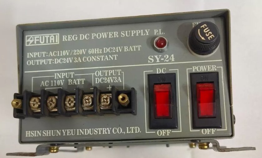 FUTAI REG DC POWER SUPPLY SY-24 HSIN SHUN YEU INDUSTRIES OUTPUT:DC24V 3A CONSTAN
