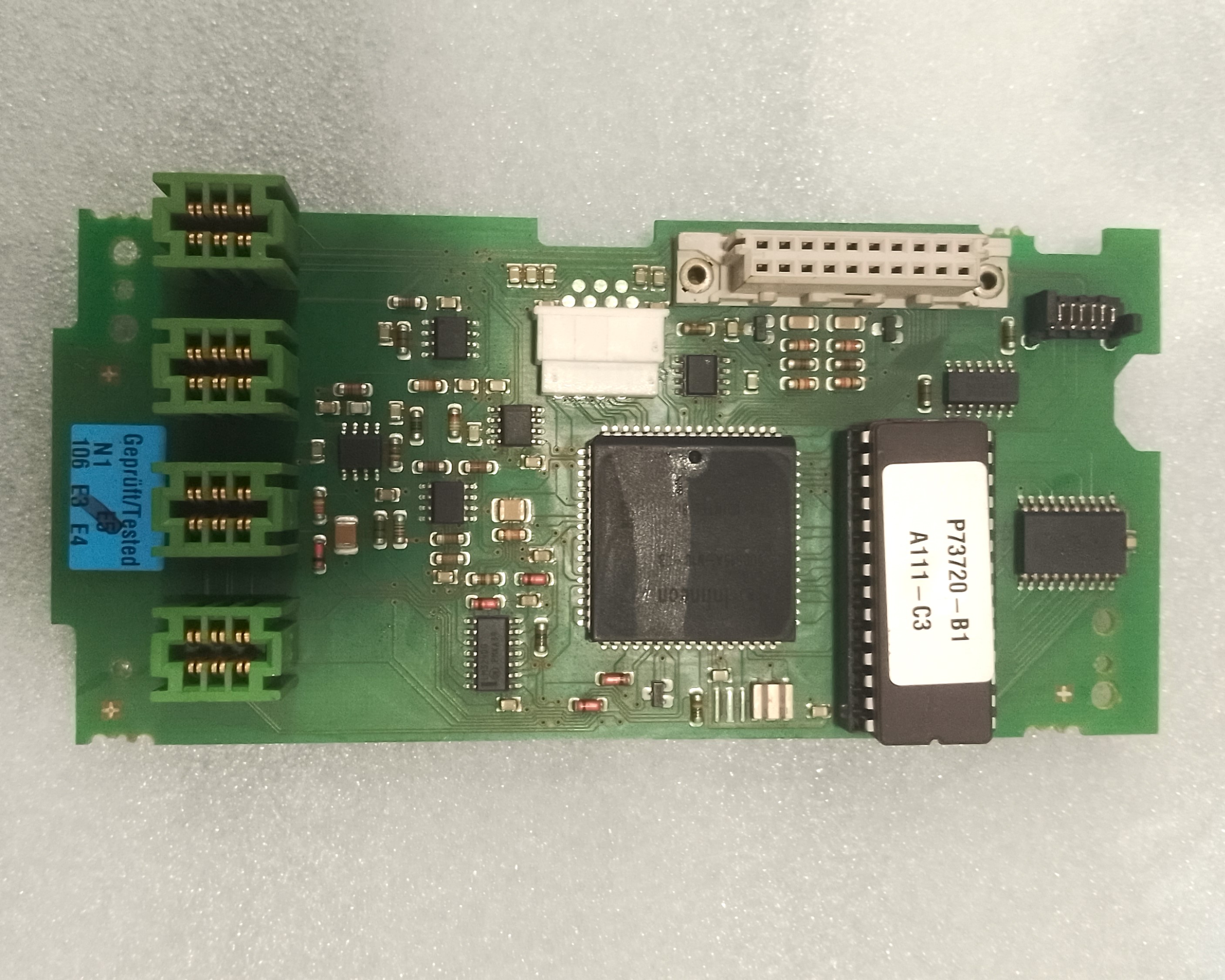 SIEMENS C73451-A3004-P1-06-CS PRINTED CIRCUIT BOARD