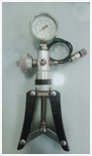 Si Pressure Instruments TP1 Hand Held Test Pump Pressure Calibrator TP1